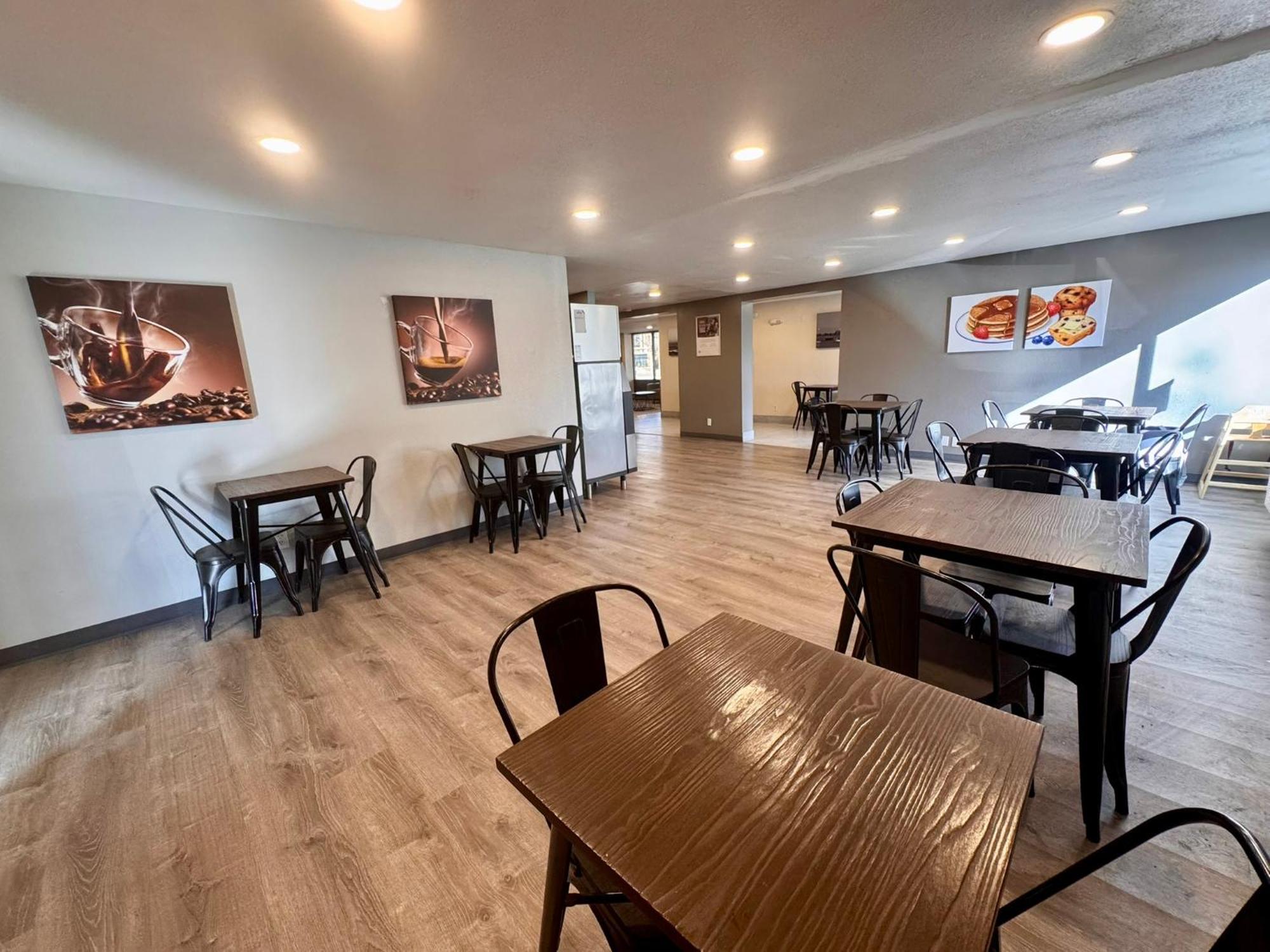 Super 8 By Wyndham Great Falls City Center Ngoại thất bức ảnh