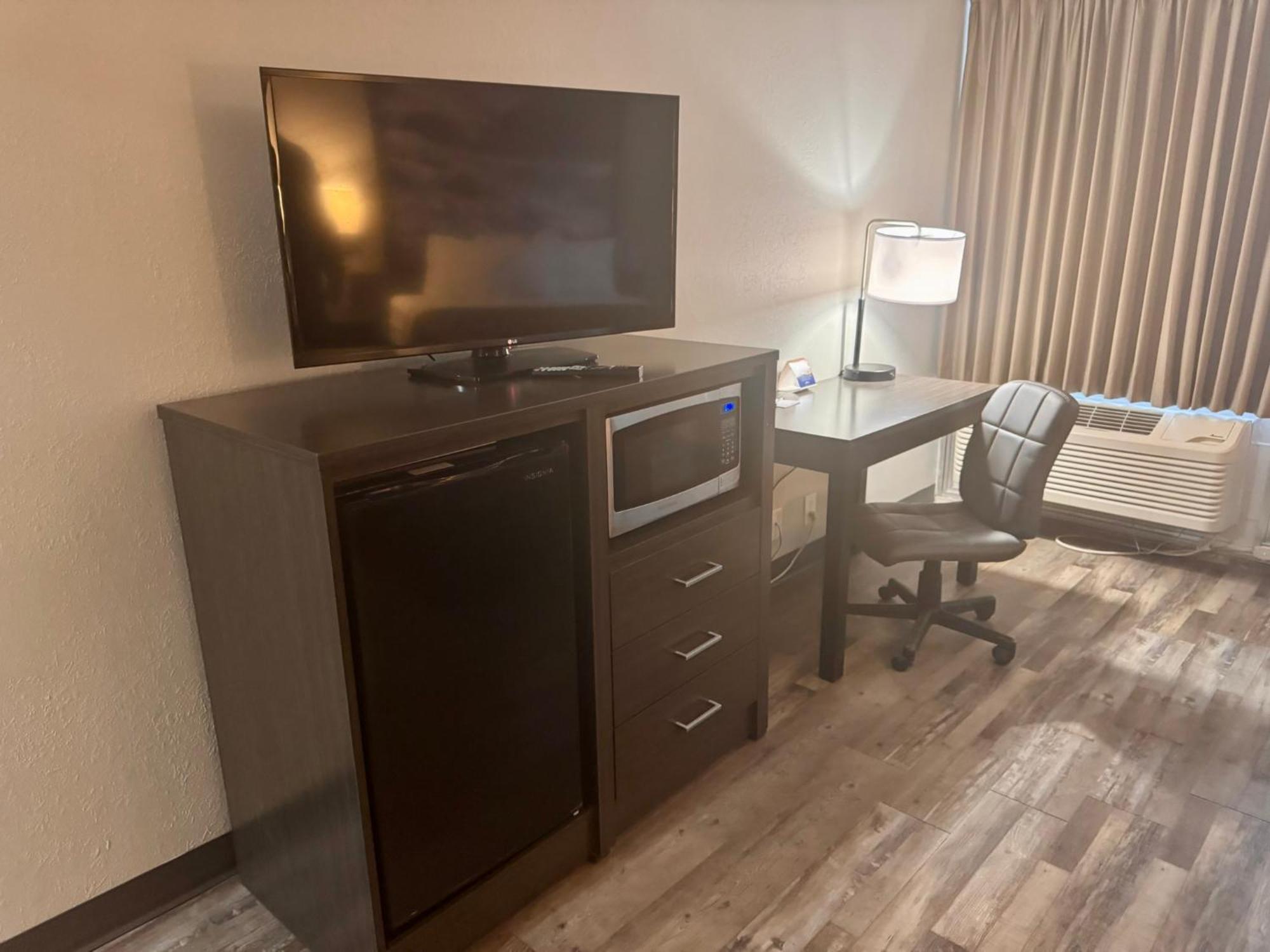 Super 8 By Wyndham Great Falls City Center Ngoại thất bức ảnh