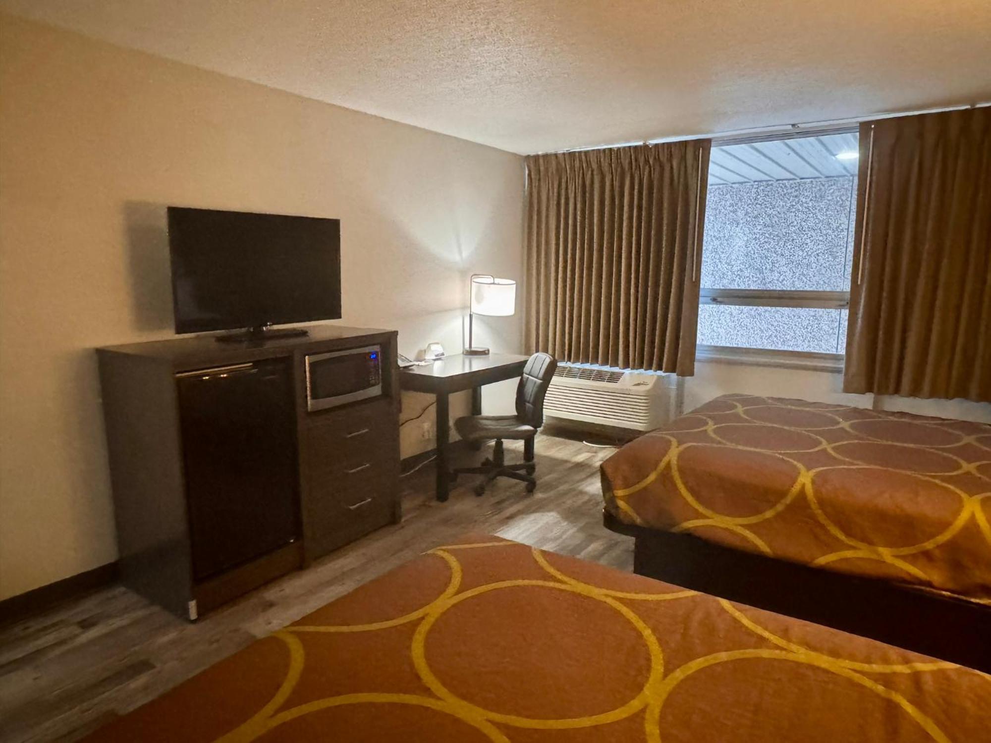 Super 8 By Wyndham Great Falls City Center Ngoại thất bức ảnh